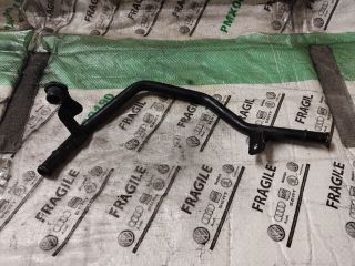 bontott AUDI Q7 Vízcső