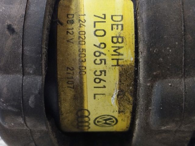 bontott AUDI Q7 Vízpumpa