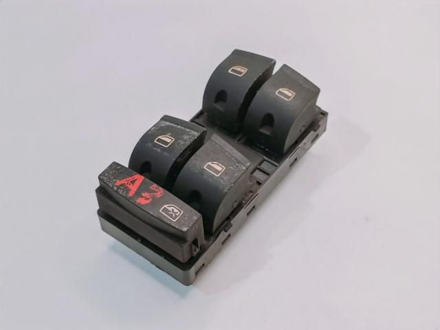 bontott AUDI Q7 Ablakemelő Kapcsoló Négyes / Kettes