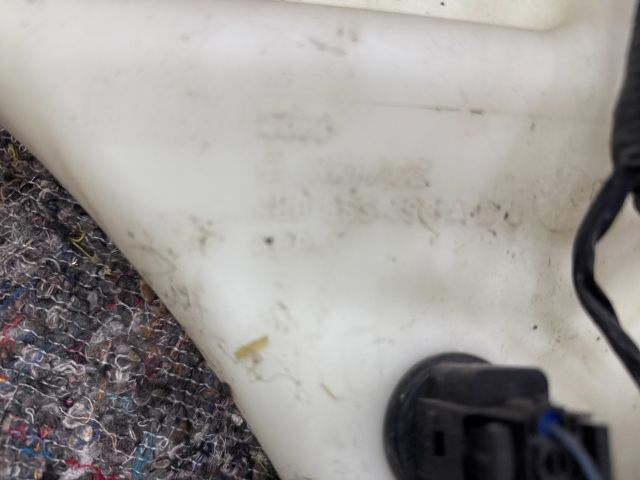 bontott AUDI Q7 Ablakmosó Tartály