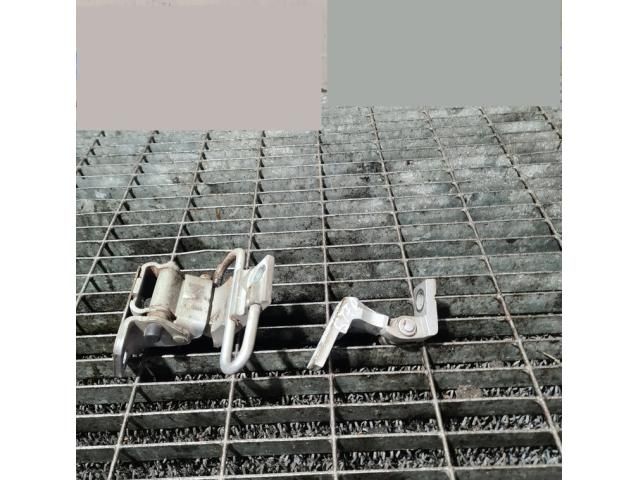 bontott AUDI Q7 Ajtó Zsanér (Pozíciófüggetlen)