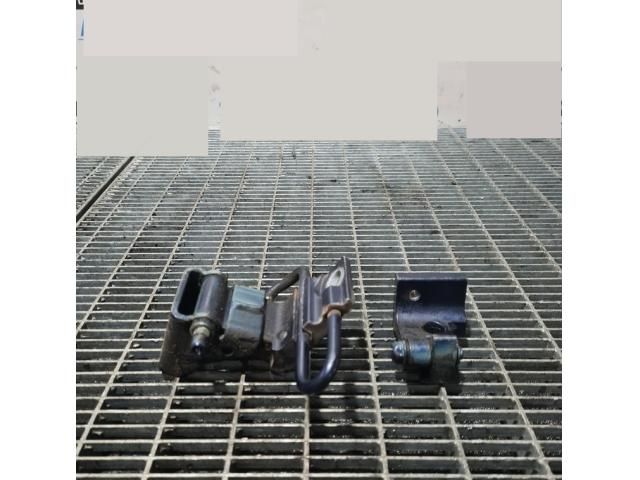 bontott AUDI Q7 Ajtó Zsanér (Pozíciófüggetlen)