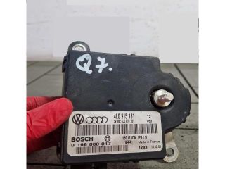 bontott AUDI Q7 Akkumulátor Vezérlő Panel