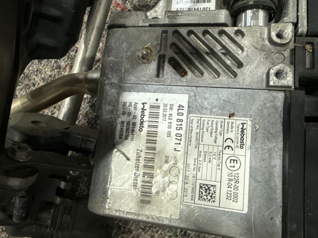 bontott AUDI Q7 Állófűtés (Részeivel)