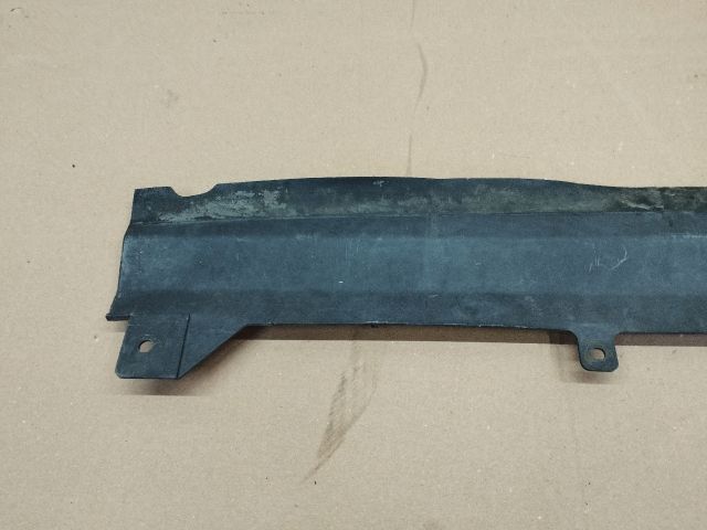 bontott AUDI Q7 Alsó Hűtő Légterelő