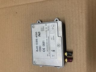 bontott AUDI Q7 Antenna Erősítő