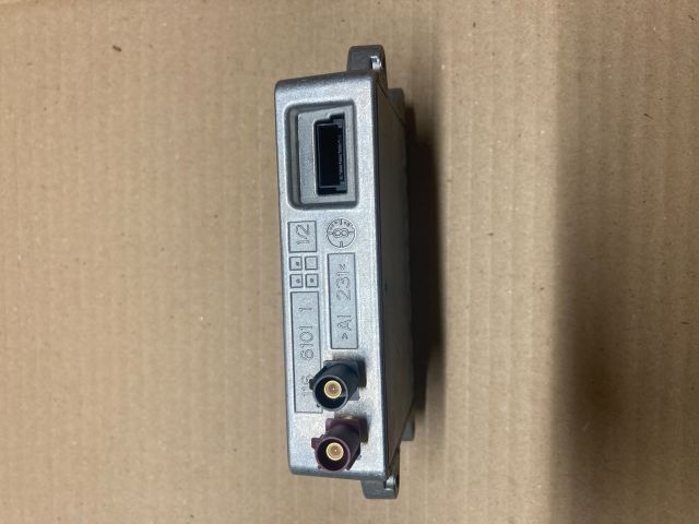 bontott AUDI Q7 Antenna Erősítő