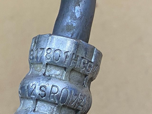 bontott AUDI Q7 Automata Váltó Olaj Cső