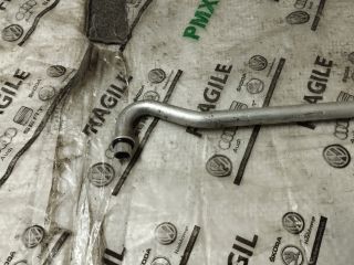 bontott AUDI Q7 Automata Váltó Olaj Cső