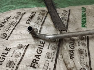 bontott AUDI Q7 Automata Váltó Olaj Cső