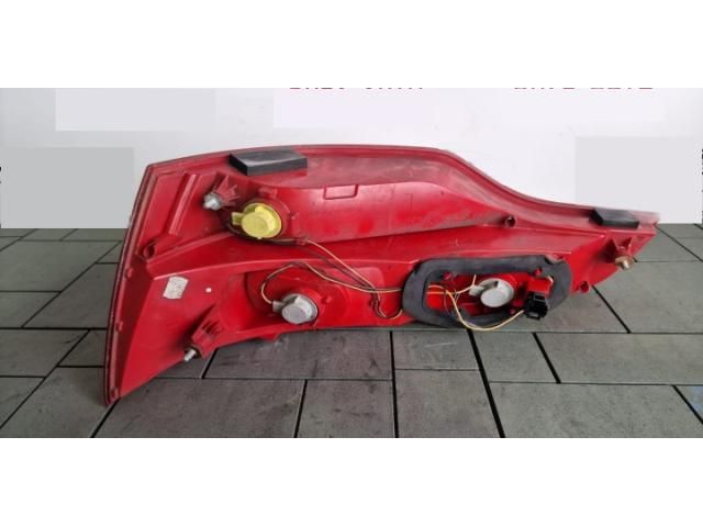 bontott AUDI Q7 Bal Belső Hátsó Lámpa