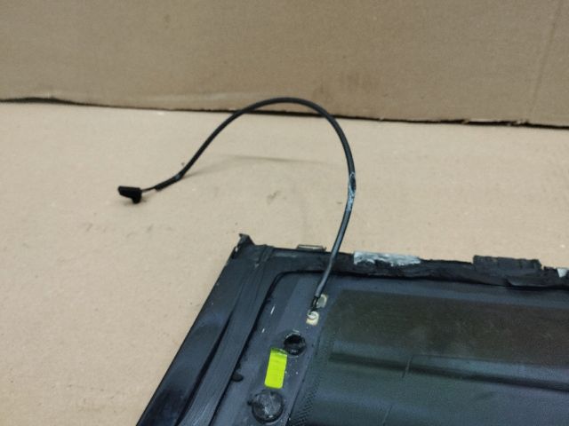 bontott AUDI Q7 Bal C Oszlop Oldalablak Üveg