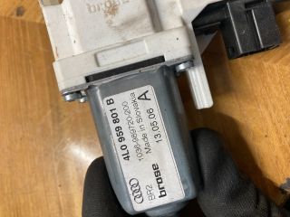 bontott AUDI Q7 Bal első Ablakemelő Motor