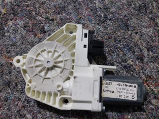bontott AUDI Q7 Bal első Ablakemelő Motor