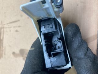 bontott AUDI Q7 Bal első Ablakemelő Motor