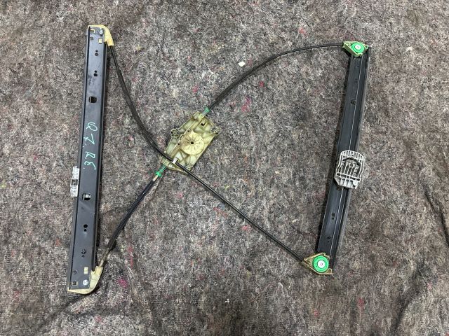 bontott AUDI Q7 Bal első Ablakemelő Szerkezet (Elektromos)