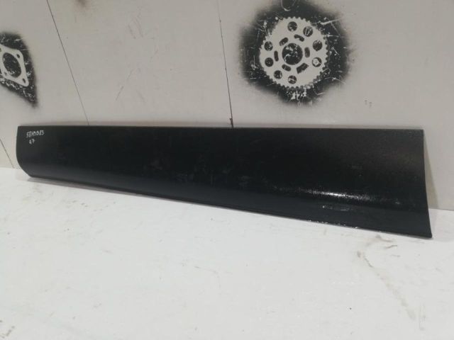 bontott AUDI Q7 Bal első Ajtó Díszléc