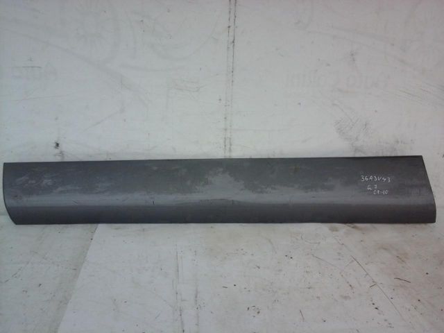 bontott AUDI Q7 Bal első Ajtó Díszléc