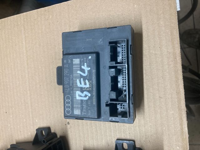 bontott AUDI Q7 Bal első Ajtó Vezérlőegység