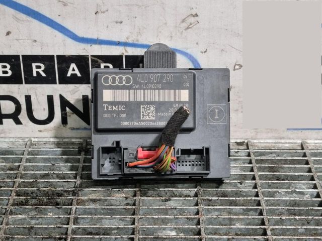 bontott AUDI Q7 Bal első Ajtó Vezérlőegység