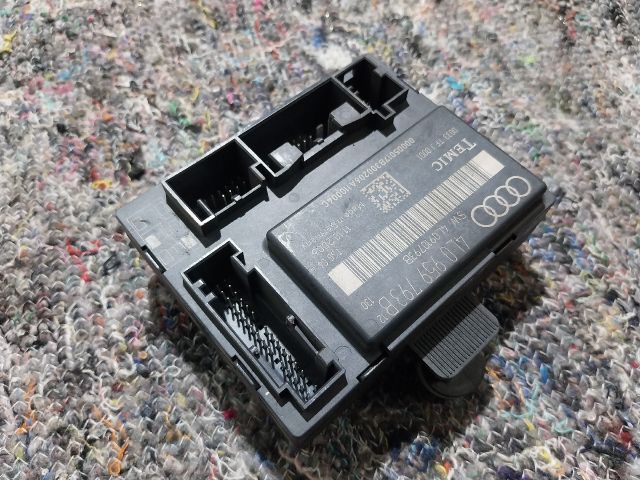 bontott AUDI Q7 Bal első Ajtó Vezérlőegység