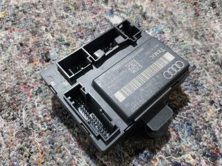 bontott AUDI Q7 Bal első Ajtó Vezérlőegység