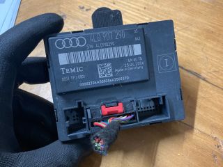 bontott AUDI Q7 Bal első Ajtó Vezérlőegység