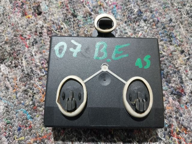 bontott AUDI Q7 Bal első Ajtó Vezérlőegység