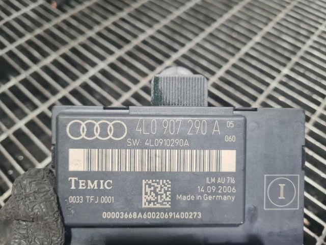 bontott AUDI Q7 Bal első Ajtó Vezérlőegység