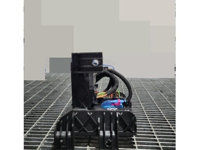 bontott AUDI Q7 Bal első Ajtó Vezérlőegység