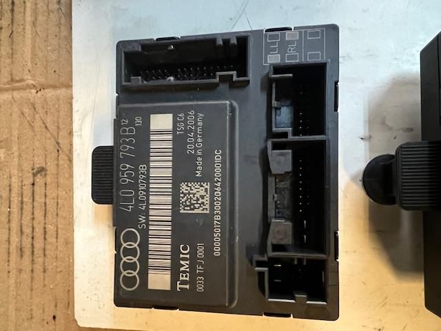 bontott AUDI Q7 Bal első Ajtó Vezérlőegység