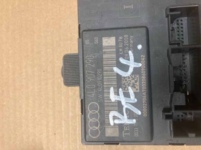 bontott AUDI Q7 Bal első Ajtó Vezérlőegység