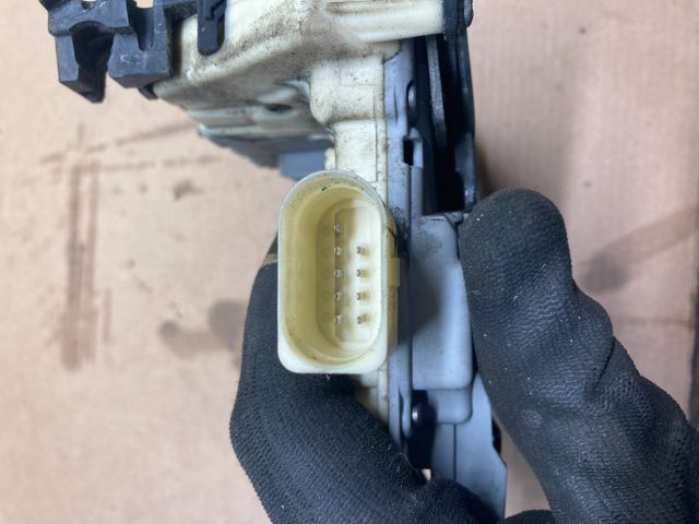 bontott AUDI Q7 Bal első Ajtózár