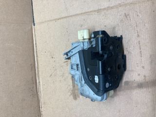 bontott AUDI Q7 Bal első Ajtózár