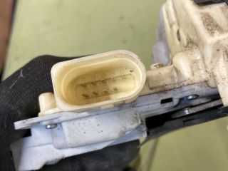 bontott AUDI Q7 Bal első Ajtózár