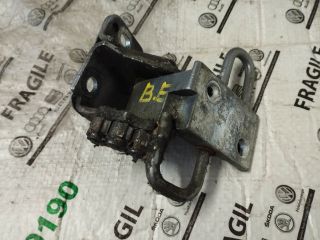 bontott AUDI Q7 Bal első Alsó Zsanér