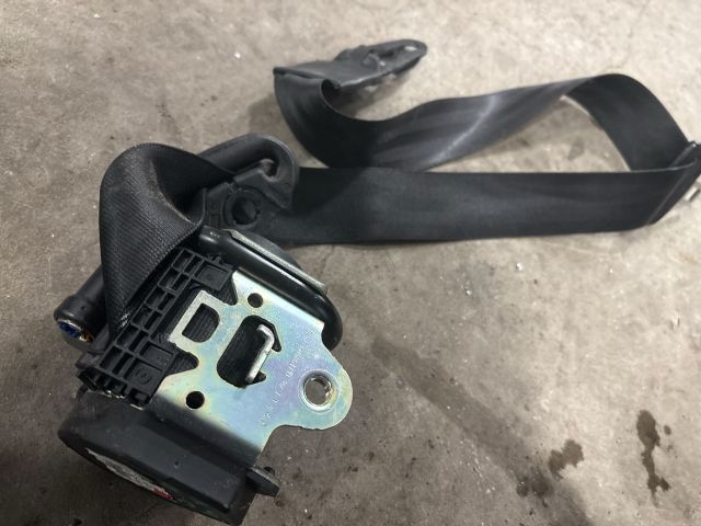 bontott AUDI Q7 Bal első Biztonsági Öv