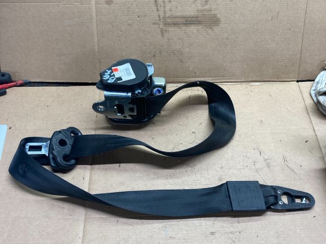 bontott AUDI Q7 Bal első Biztonsági Öv