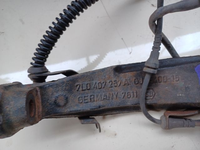 bontott AUDI Q7 Bal első Csonkállvány Kerékaggyal