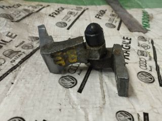 bontott AUDI Q7 Bal első Felső Zsanér