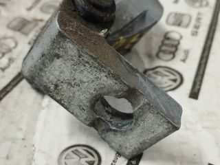 bontott AUDI Q7 Bal első Felső Zsanér