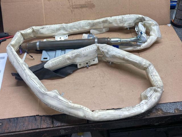 bontott AUDI Q7 Bal első Függöny Légzsák