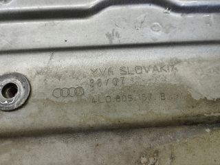 bontott AUDI Q7 Bal első Hossznyúlvány