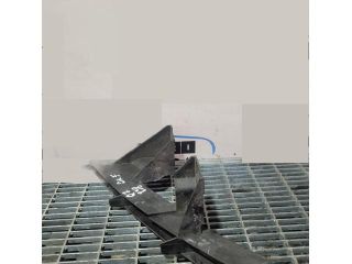 bontott AUDI Q7 Bal első Lökhárító Tartó (Műanyag)