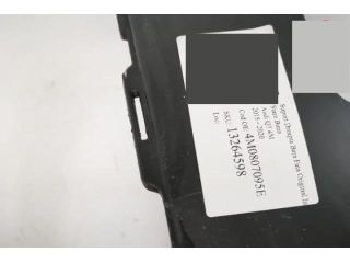 bontott AUDI Q7 Bal első Lökhárító Tartó (Műanyag)