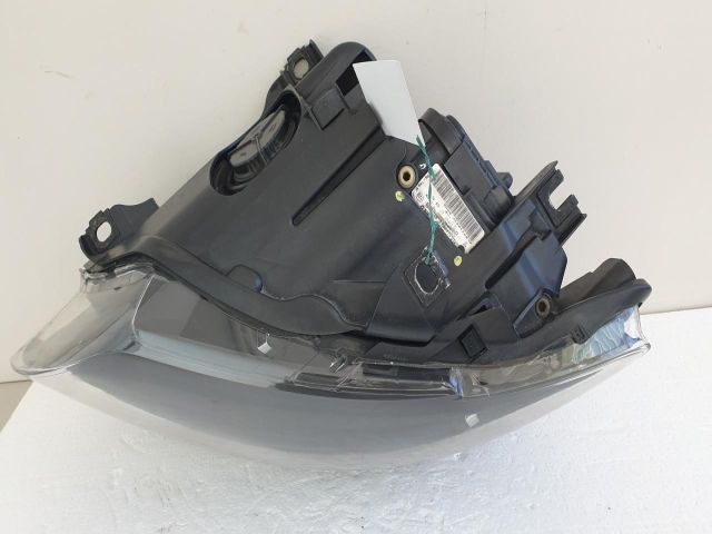 bontott AUDI Q7 Bal Fényszóró