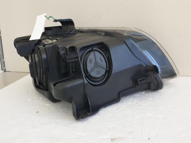 bontott AUDI Q7 Bal Fényszóró