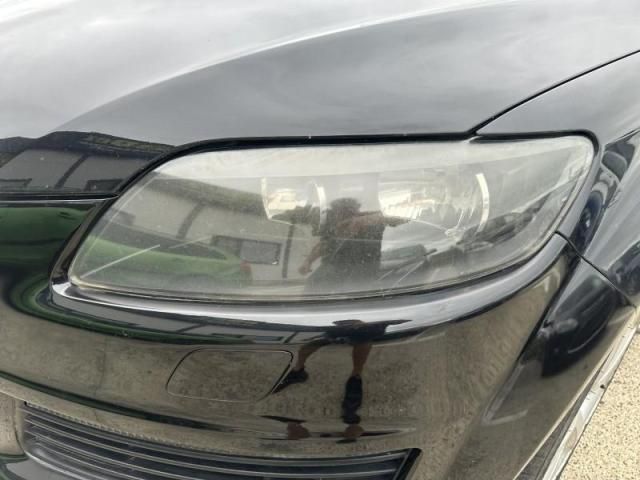 bontott AUDI Q7 Bal Fényszóró