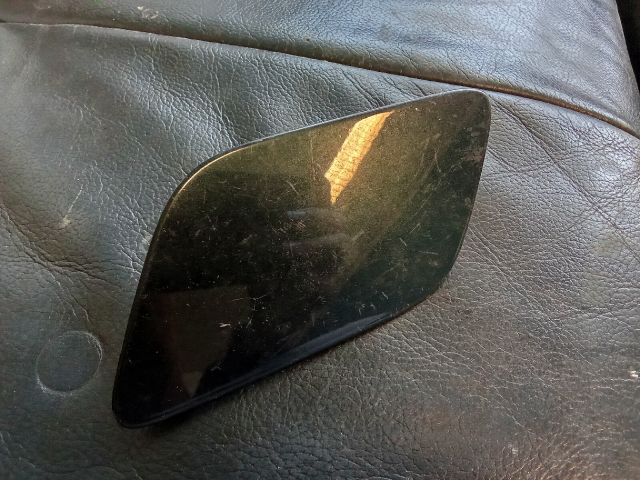 bontott AUDI Q7 Bal Fényszórómosó Fedél