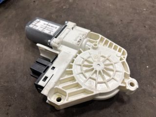 bontott AUDI Q7 Bal hátsó Ablakemelő Motor